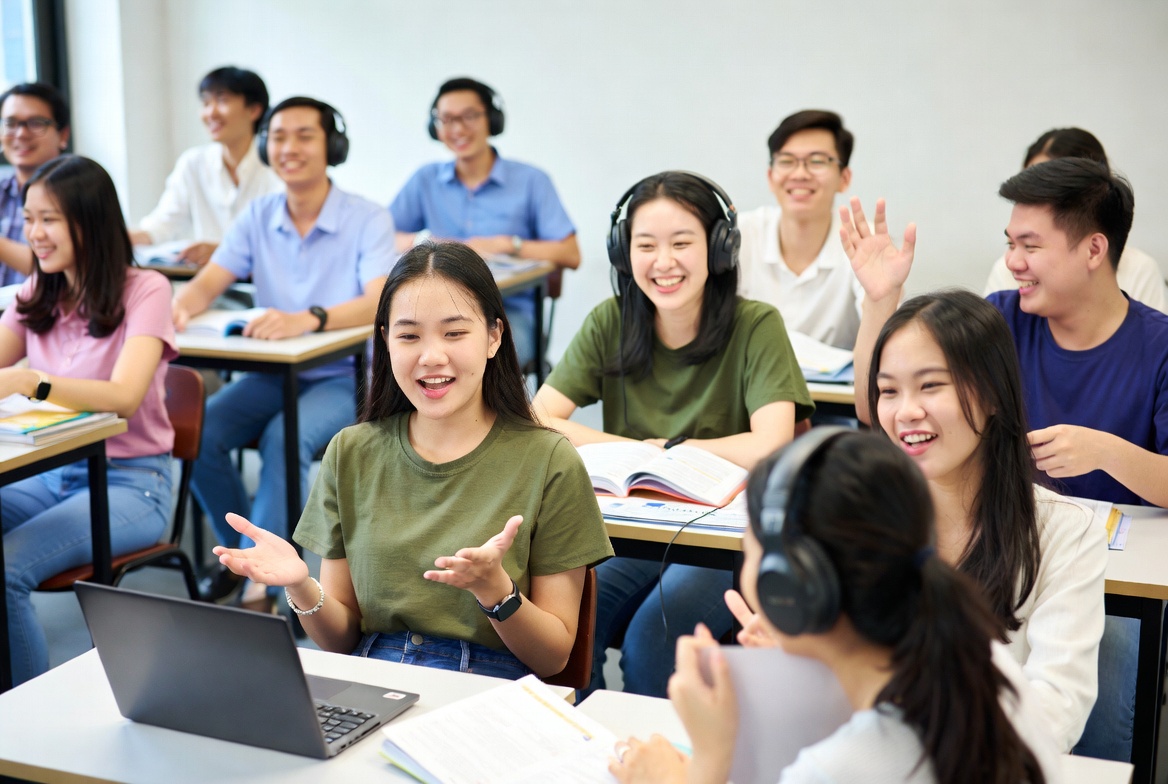 Speaking Class Dokter English Bandung – Kursus Speaking Bahasa Inggris